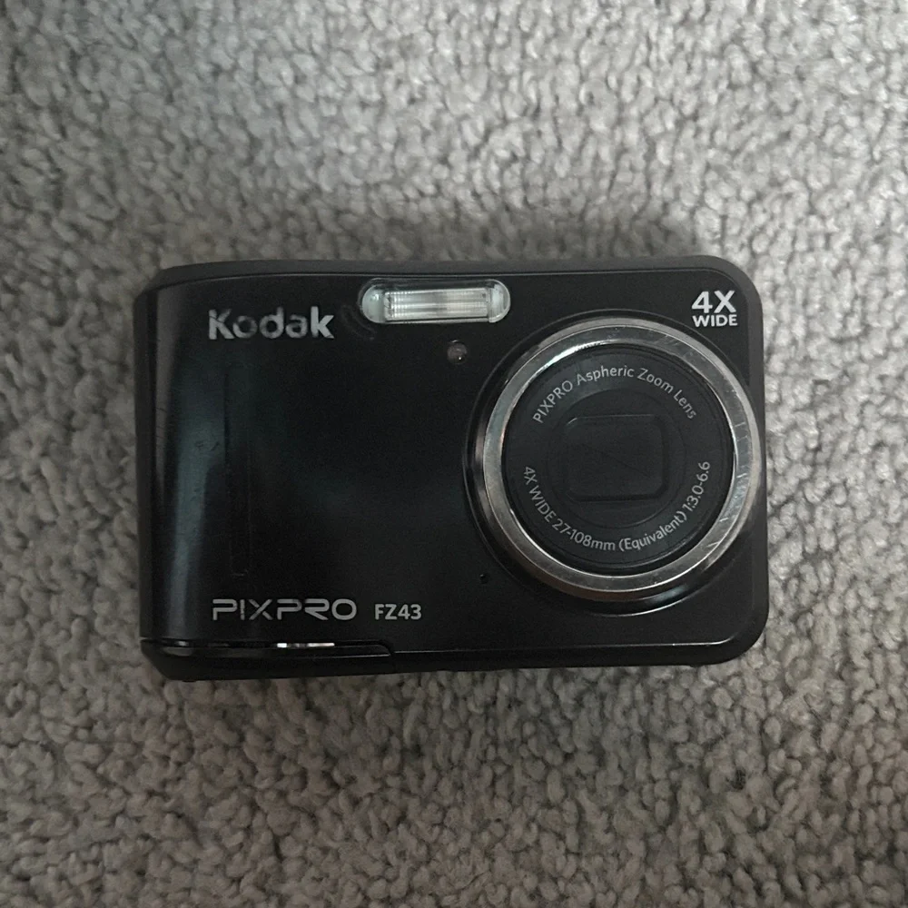 Kodak Pixpro FZ43Black Digital Camera